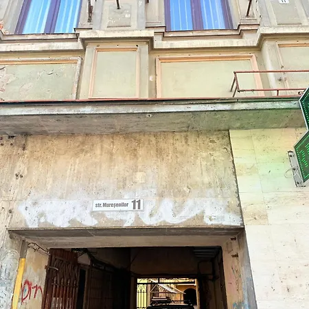 Charme Boutique Old Town *