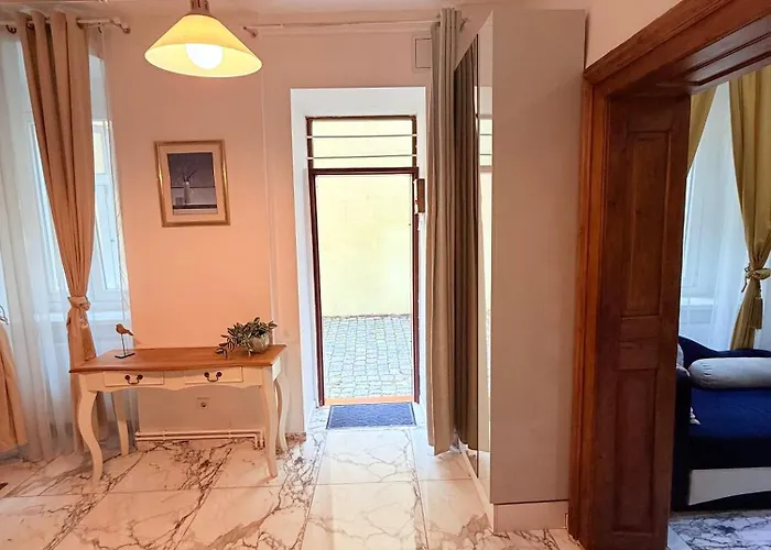 Charme Boutique Old Town * Брашов