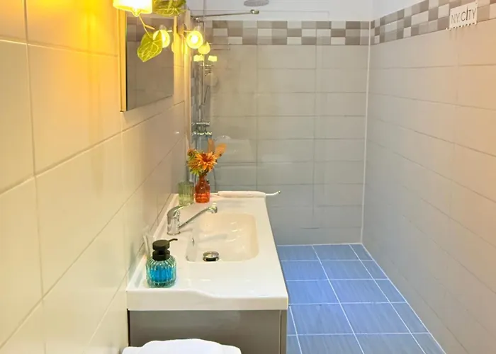 Charme Boutique Old Town Апартаменти