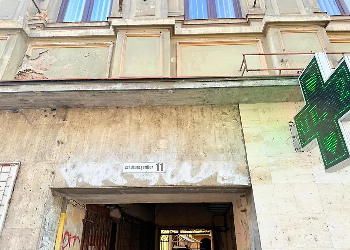 Charme Boutique Old Town *