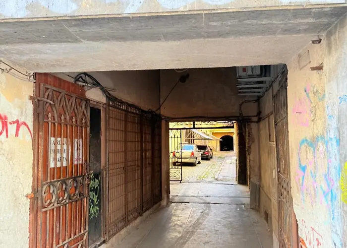 Charme Boutique Old Town Апартаменти